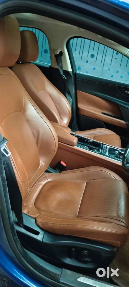 Jaguar Xe Prestige, 2016, Petrol