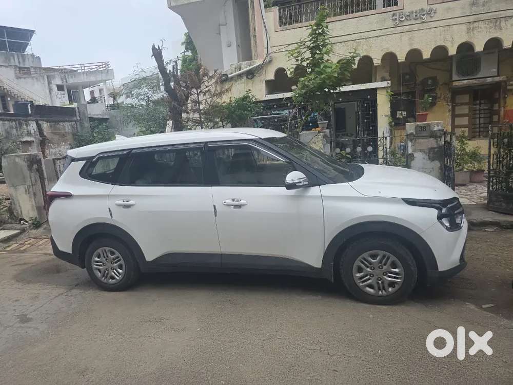 Kia Carens 1.4 Luxury 2026