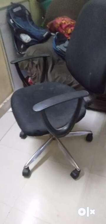 Rolling chair olx new arrivals