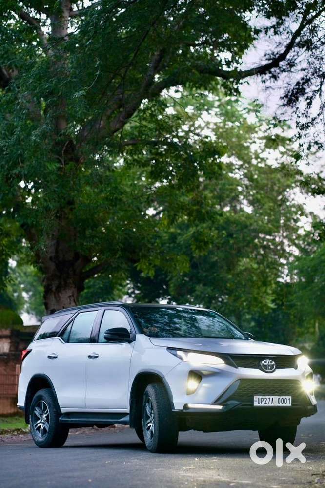 Toyota Fortuner 2018 Diesel 137000 Km Driven