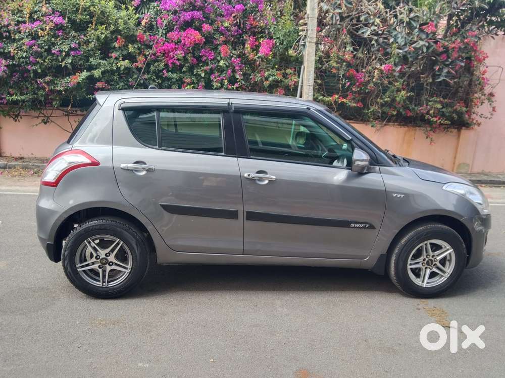 Maruti Suzuki Swift Vxi Optional, 2017, Petrol