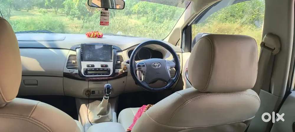 Toyota Innova Diesel 7 Str 2013
