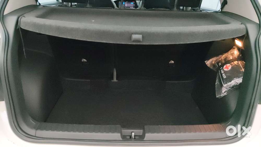 Volkswagen Taigun 1.0 Tsi Topline At, 2022, Petrol