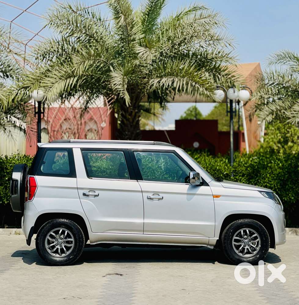 Mahindra Tuv 300 T10, 2019, Diesel