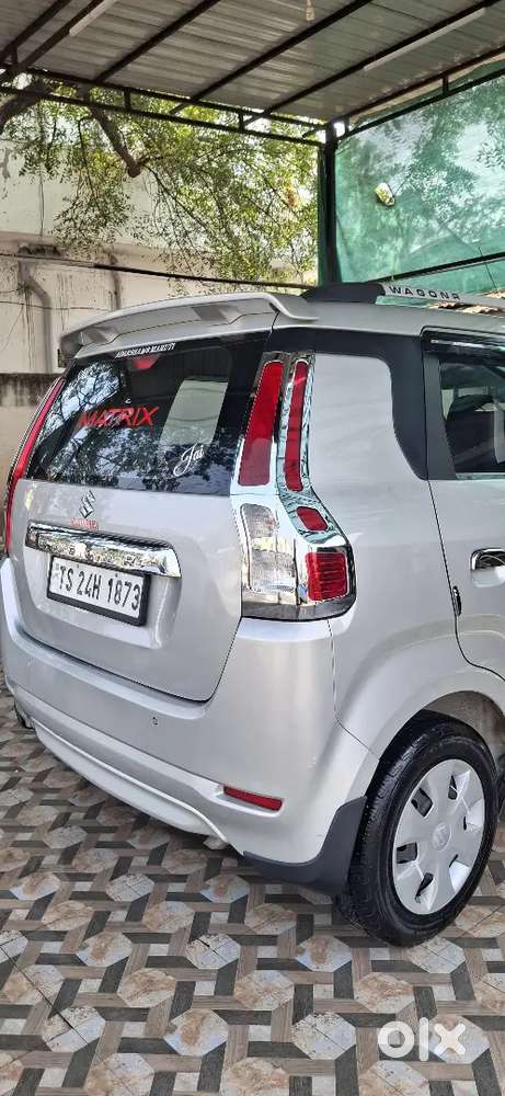 Urjent Sale Zxi Top End 2key Avleble Gd Codtion Silver Silky Metalick