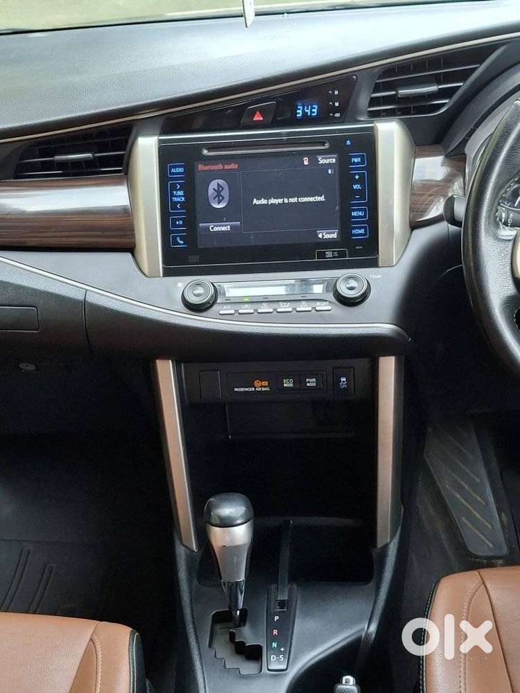 Toyota Innova Crysta 2.8z Automatic, 2018, Diesel