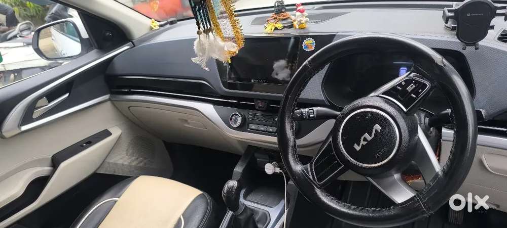 Kia Carens Diesel Luxury 2024