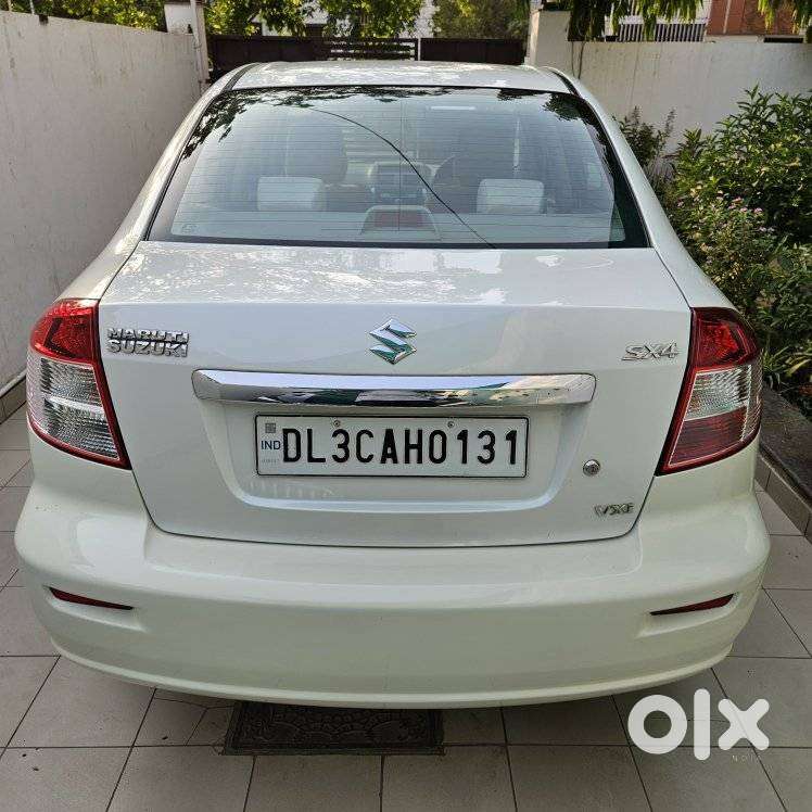 Maruti Suzuki Sx4 Vxi Bsiv, 2013, Petrol