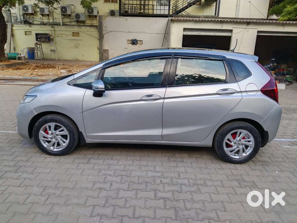 Honda Jazz V Cvt, 2016, Petrol