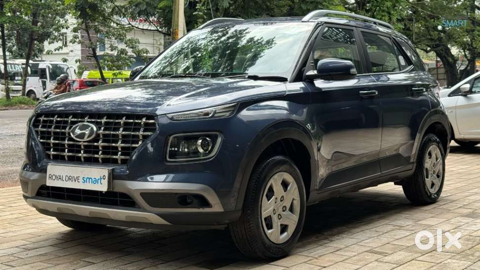 Hyundai Venue, 2021, Petrol