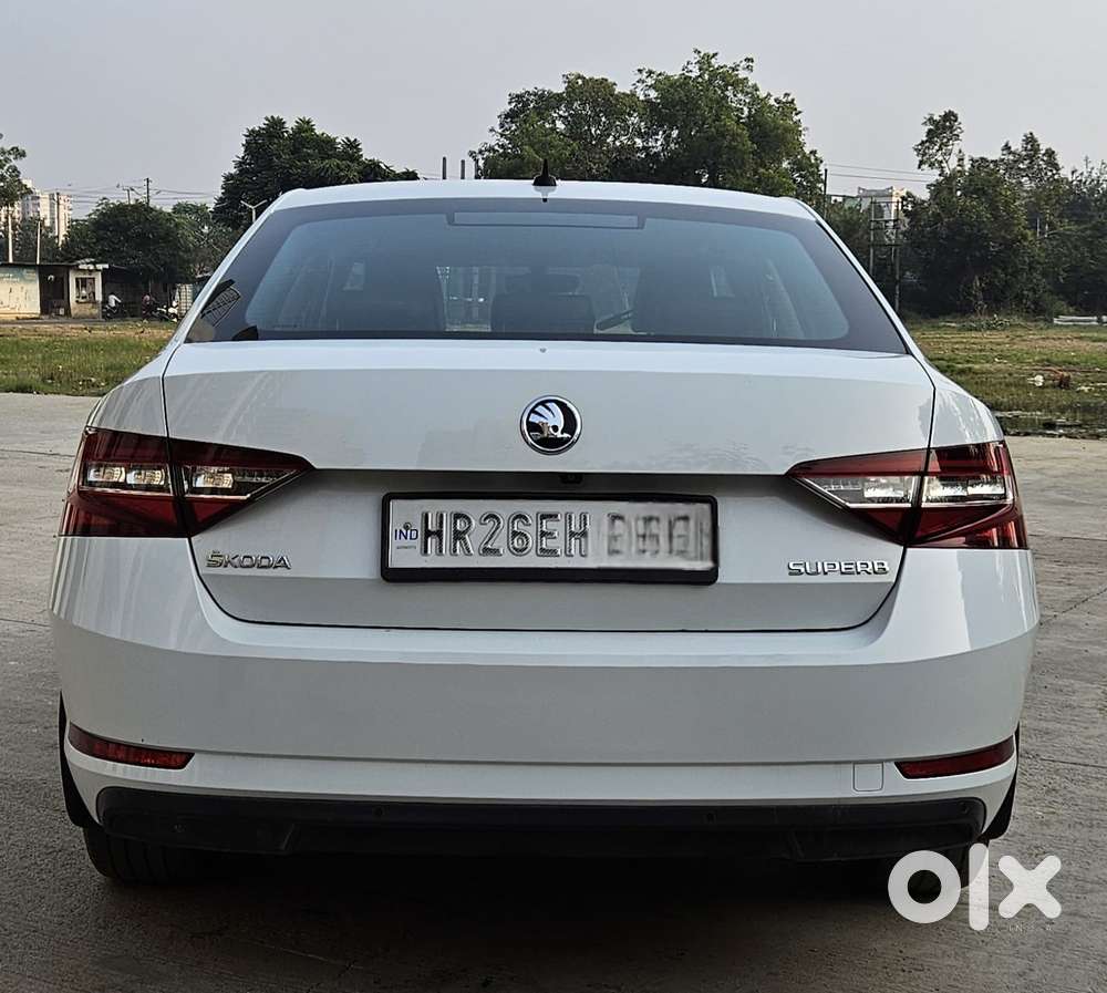 Skoda Superb 2.0 L&k Tsi At, 2020, Petrol