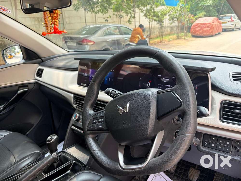 Mahindra Xuv700 2.2 Ax 5 Diesel Mt Str, 2021, Diesel