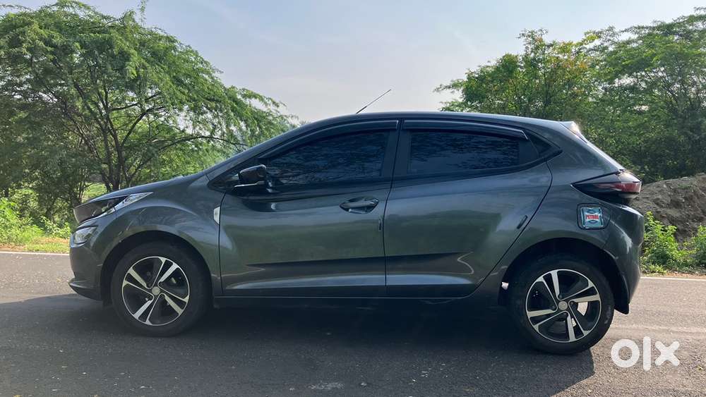 Tata Altroz Petrol 2021