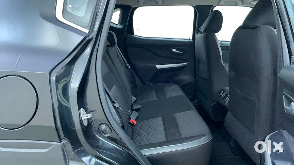 Nissan Magnite 1.0 Xv Premium Turbo Cvt, 2022, Petrol