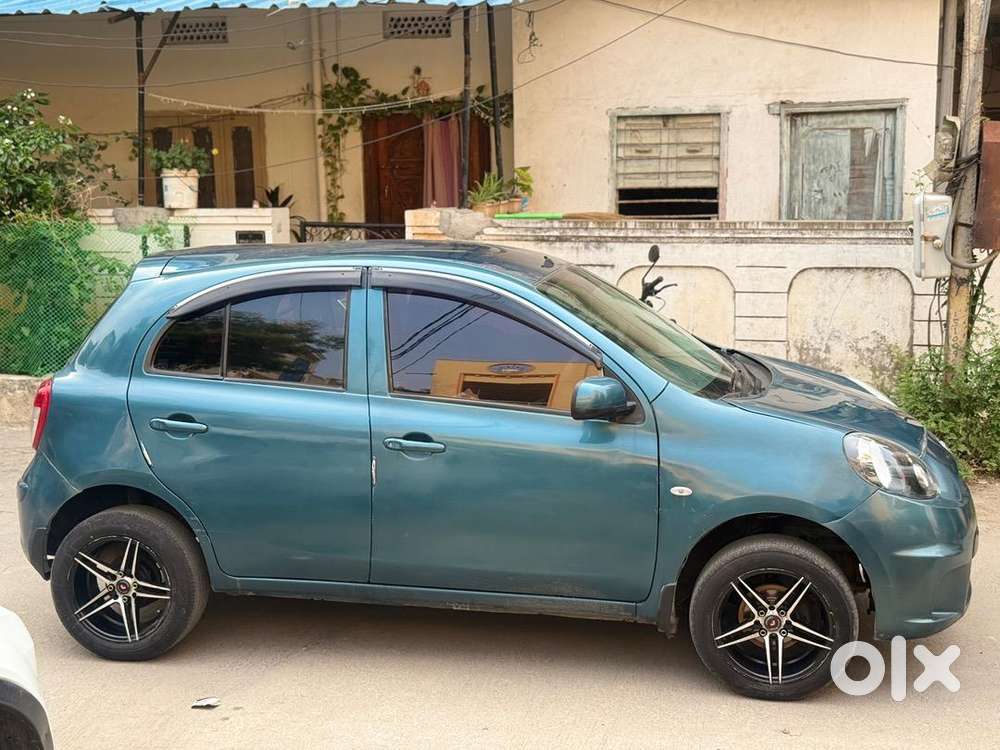 Nissan Car Manual 2014