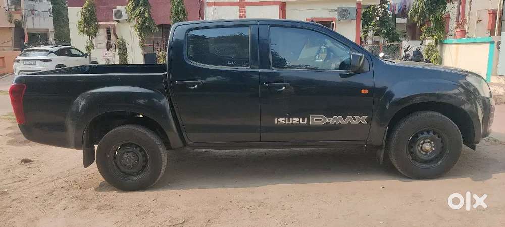 Isuzu D-max 2022 Diesel 65000 Km Driven