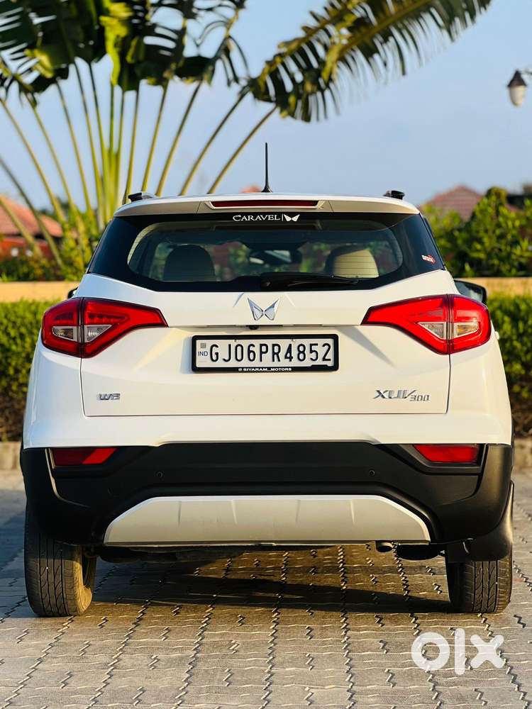Mahindra Xuv300 W8 Option Diesel, 2024, Diesel