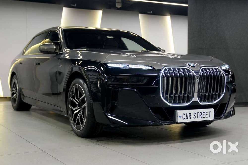 Bmw 7 Series 740i M Sport Petrol Automatic, 2023, Petrol