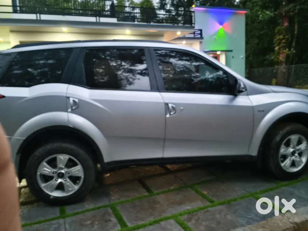 Mahindra Xuv500 2012 Diesel 200300 Km Driven