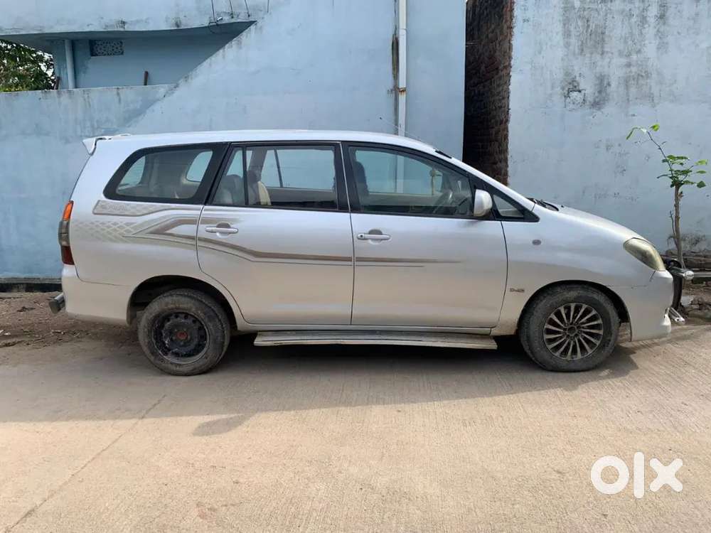 Toyota Innova 2005 Diesel Well Maintained