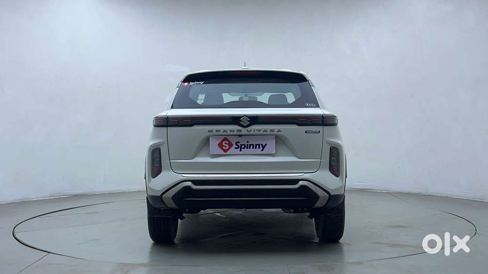 Maruti Suzuki Grand Vitara 1.5 Delta Smart Hybrid At, 2023, Petrol