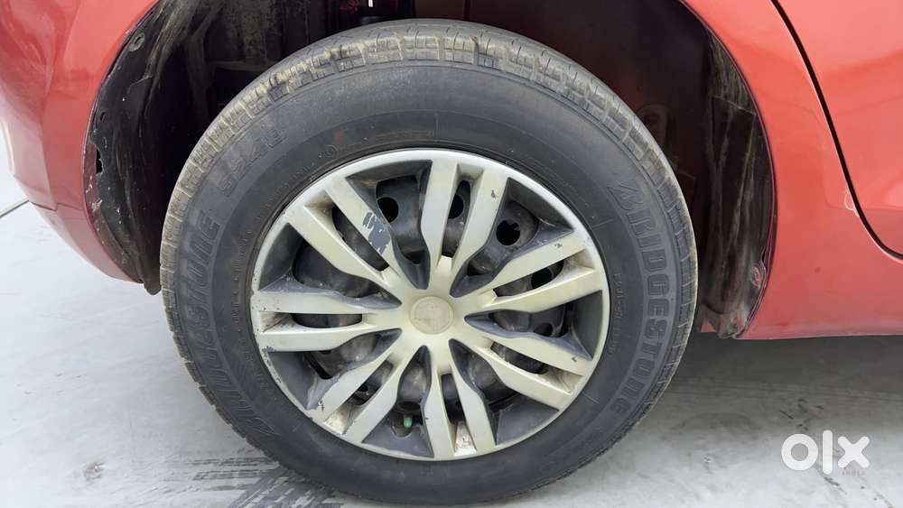 Maruti Suzuki Swift Vvt Vxi, 2014, Petrol