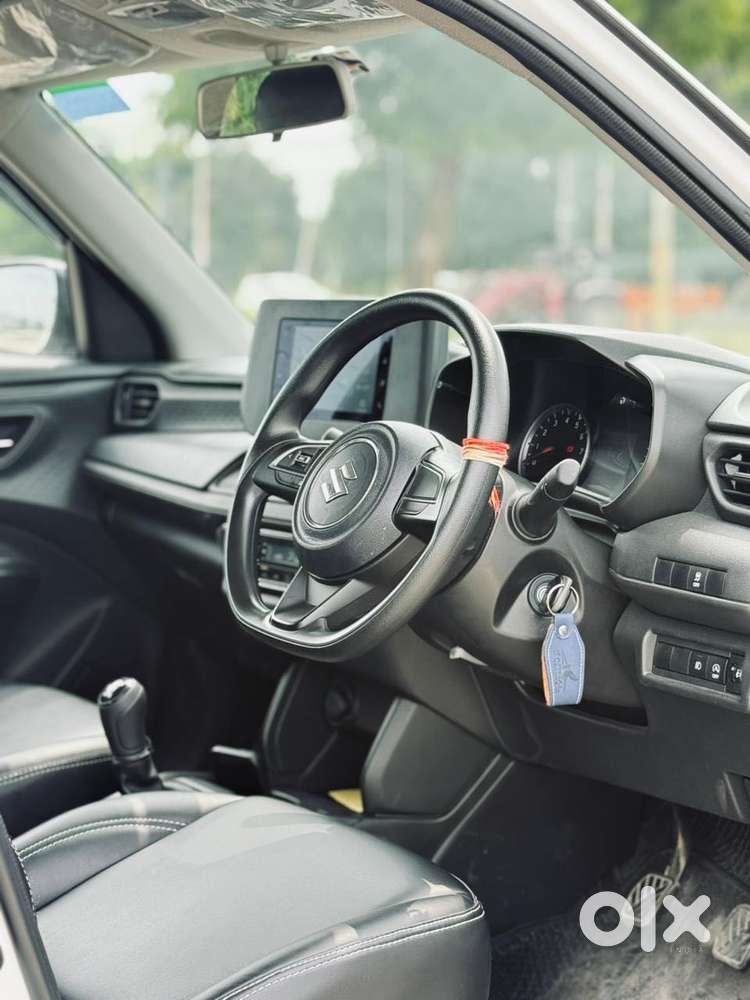Maruti Suzuki New-gen Swift Vxi, 2026, Petrol
