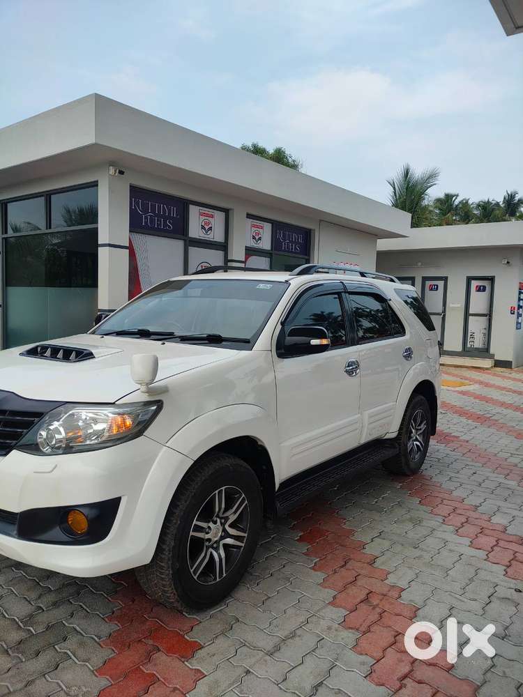 Toyota Fortuner 2013
