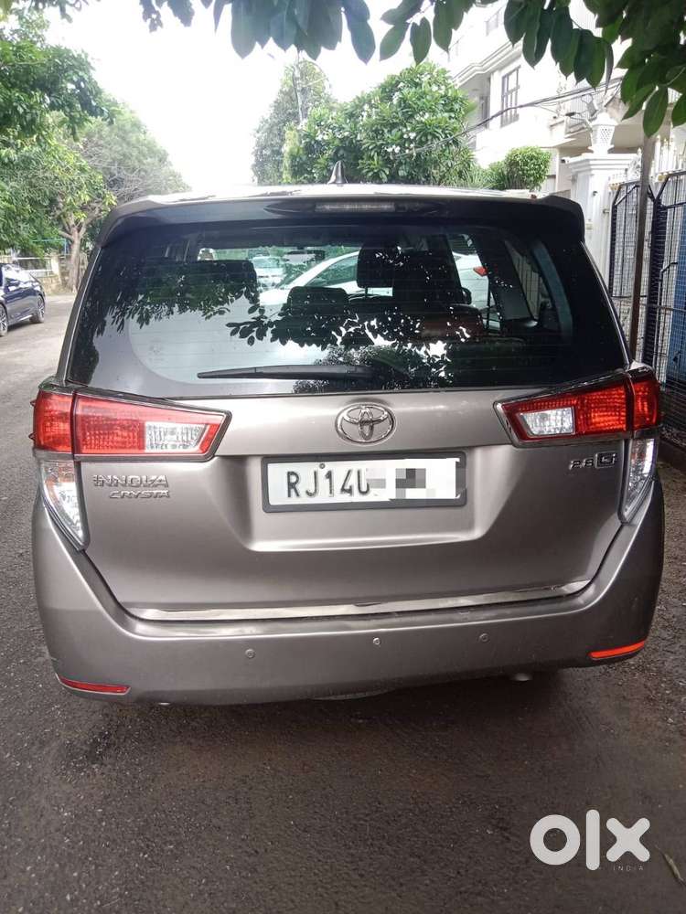 Innova Crysta.