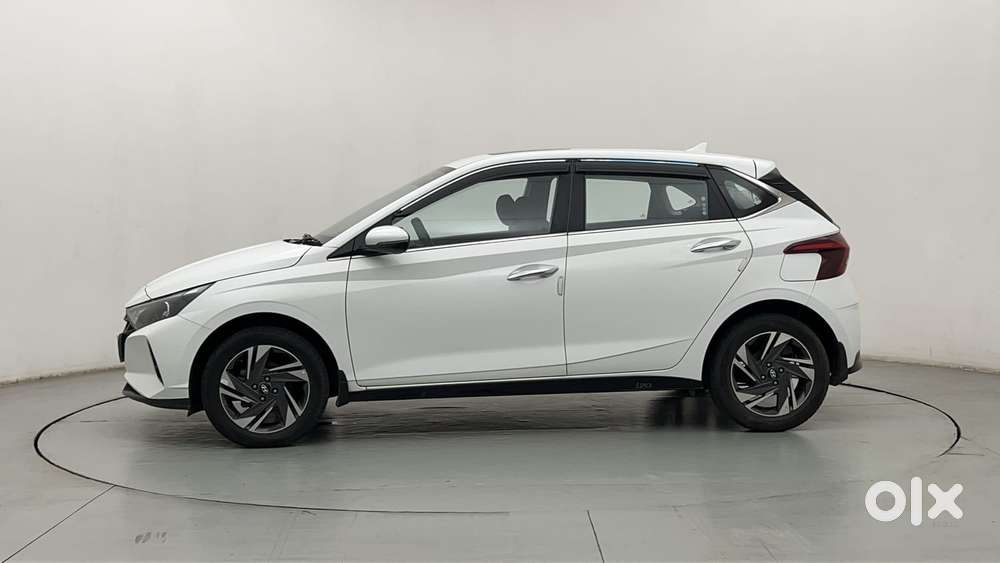 Hyundai I20 Asta (o) 1.2 Ivt, 2023, Petrol