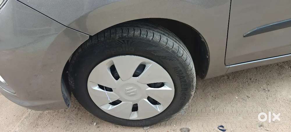 Well Maintained Vehicle With New Tyres And New Battery,cng Renewed.