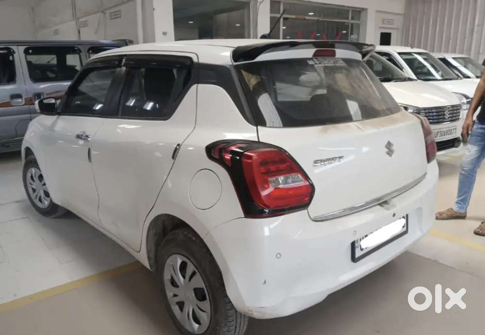 Maruti Suzuki Swift 2023 Petrol 52000 Km Driven