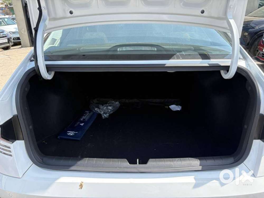 Hyundai Verna 1.5 Sx (o) Petrol Mt, 2025, Petrol