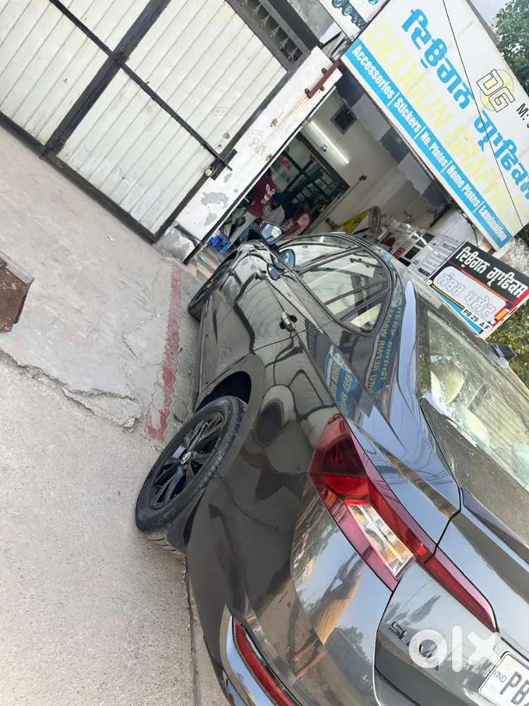 2024 Skoda Slavia Sportline Petrol 30000 Km  Single Owner.
