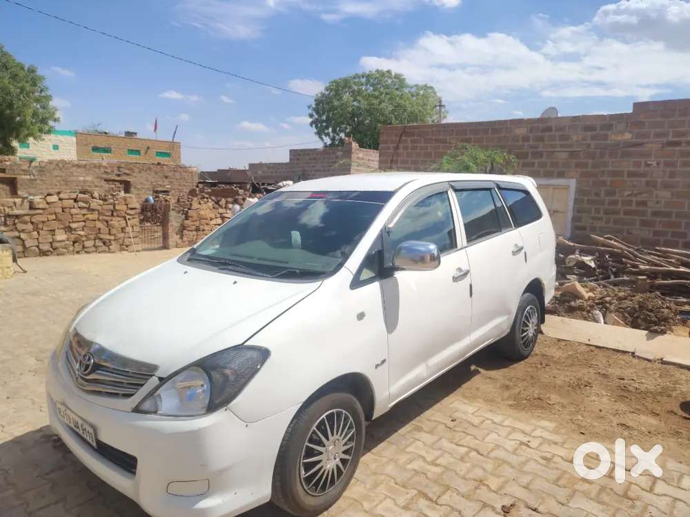 Toyota Innova 2005 Diesel Well Maintained
