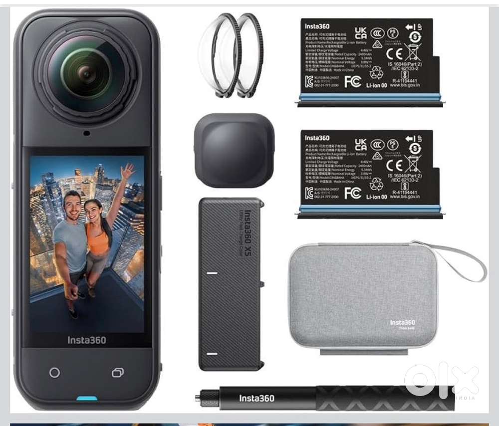 Insta360 x5 with essential bundle and bill box