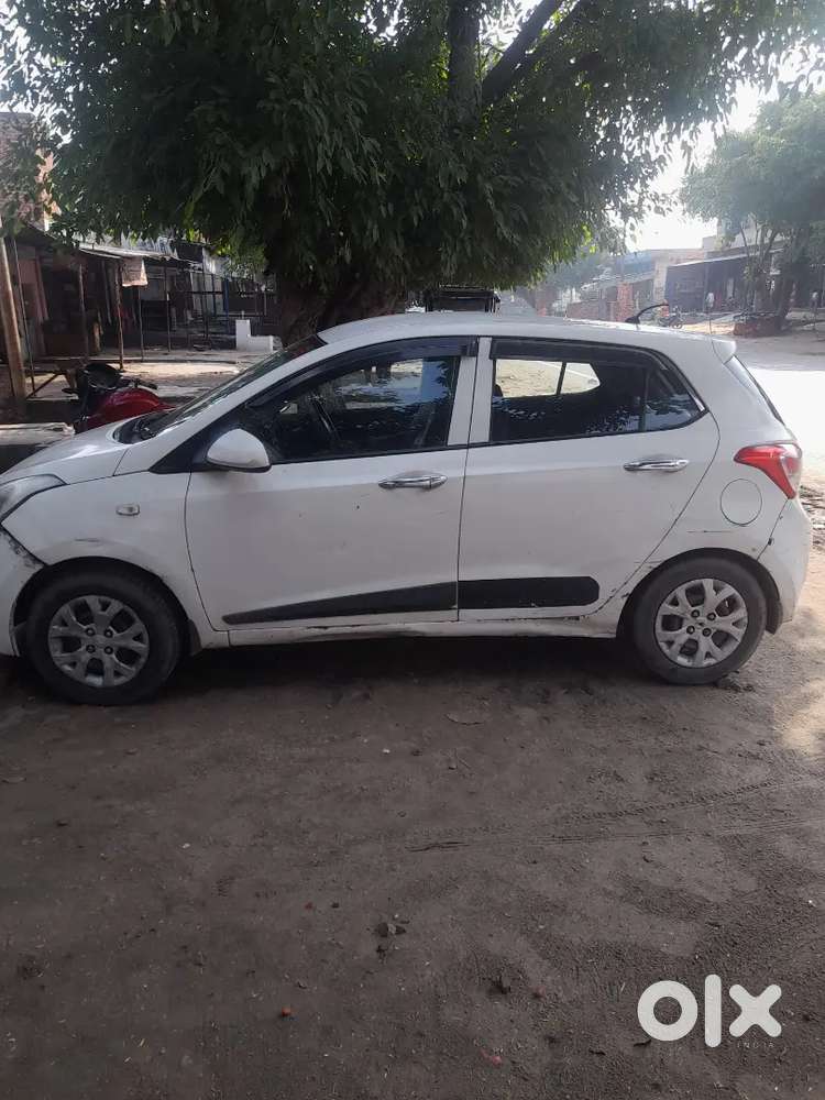 Gadi Milage 25 +ka Deti H Batri New Agle Tayer New