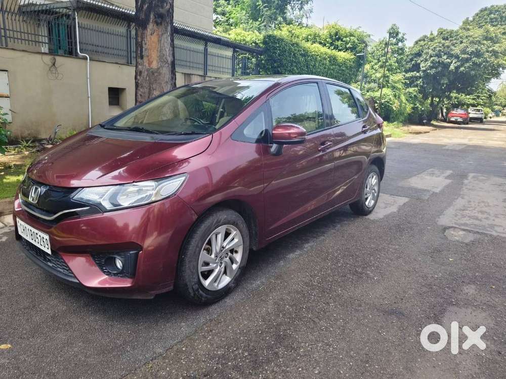 Cherry Red Honda Jazz, 2018, Ist Owner