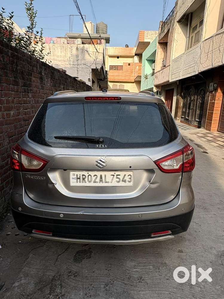 Maruti Suzuki S-cross 2017 Diesel Well Maintained