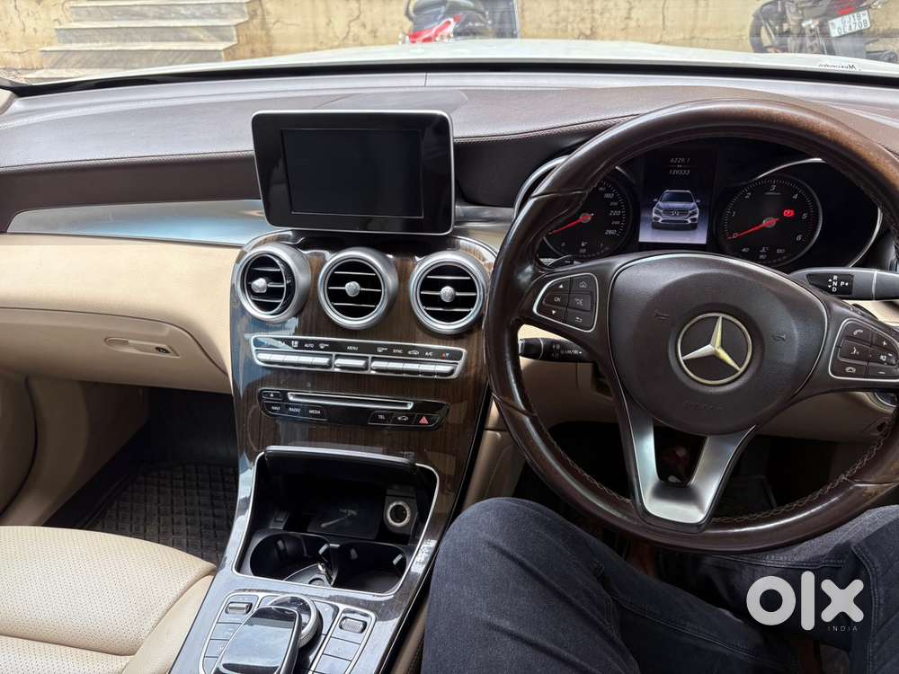 Mercedes Glc 2018 Car