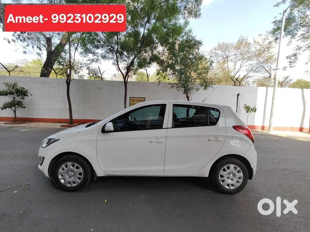 Hyundai I20 Sportz 1.2 Bs-iv, 2014, Petrol