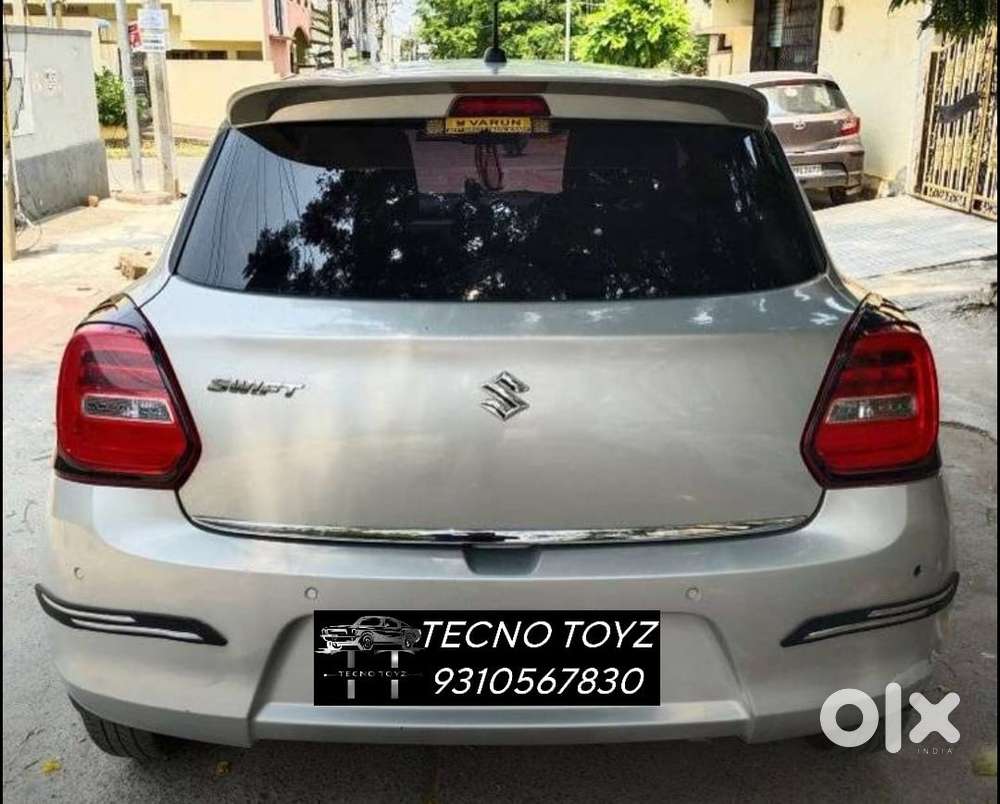 Maruti Suzuki Swift Vxi + Manual, 2022, Petrol
