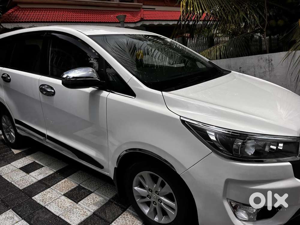 Toyota Innova Crysta 2018
