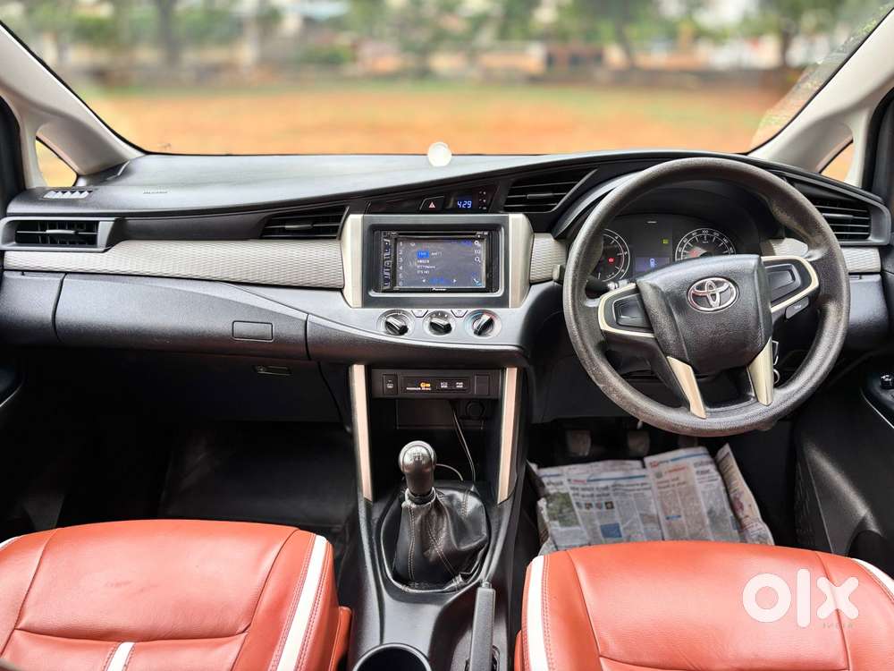 Toyota Innova Crysta 2.4 G Mt 8s, 2017, Diesel
