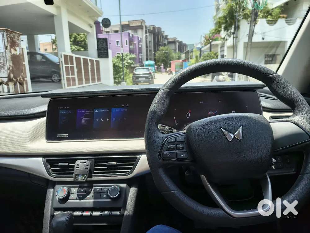 Mahindra Xuv700 2024 Petrol Automatic