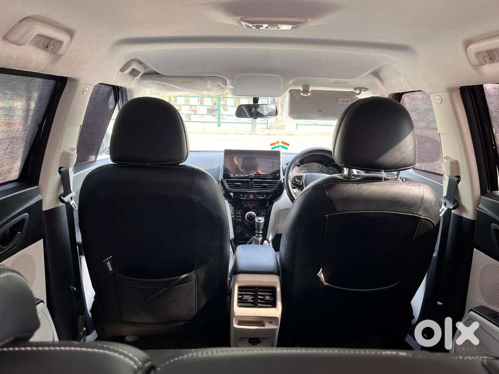 Mahindra Xuv 3xo Mx1 Pm Mt, 2025, Petrol