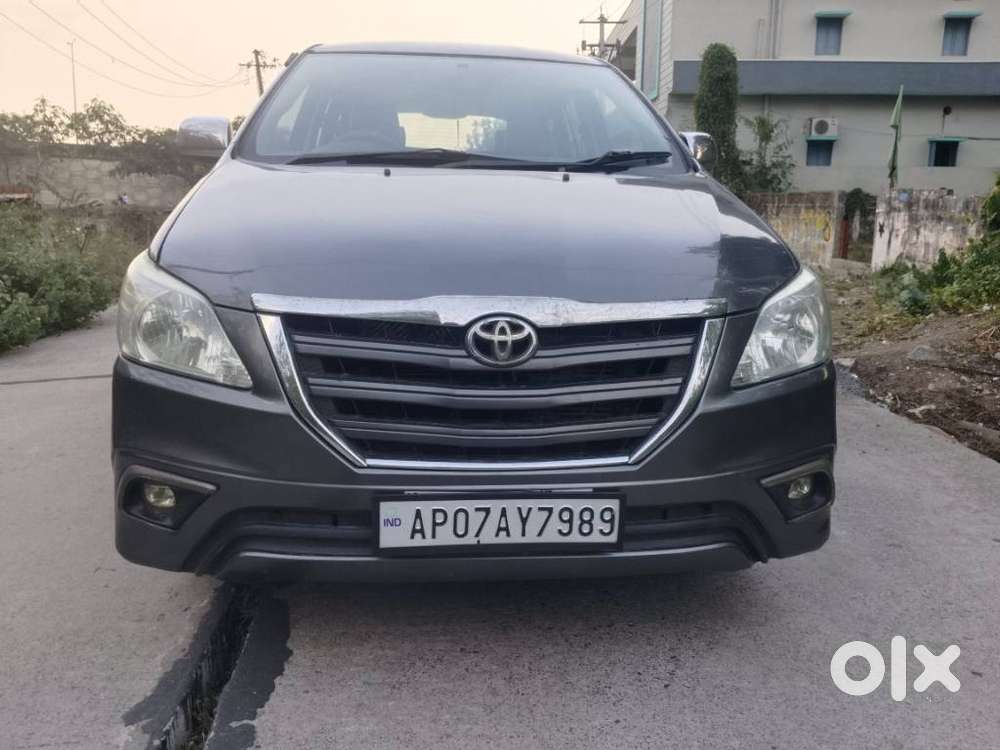 Toyota Innova 2.5 V 7 Str, 2010, Diesel