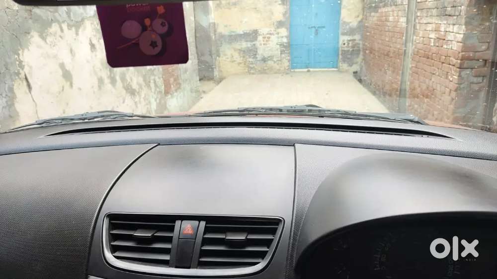 Maruti Suzuki Swift 2012 Diesel 99100 Km Driven