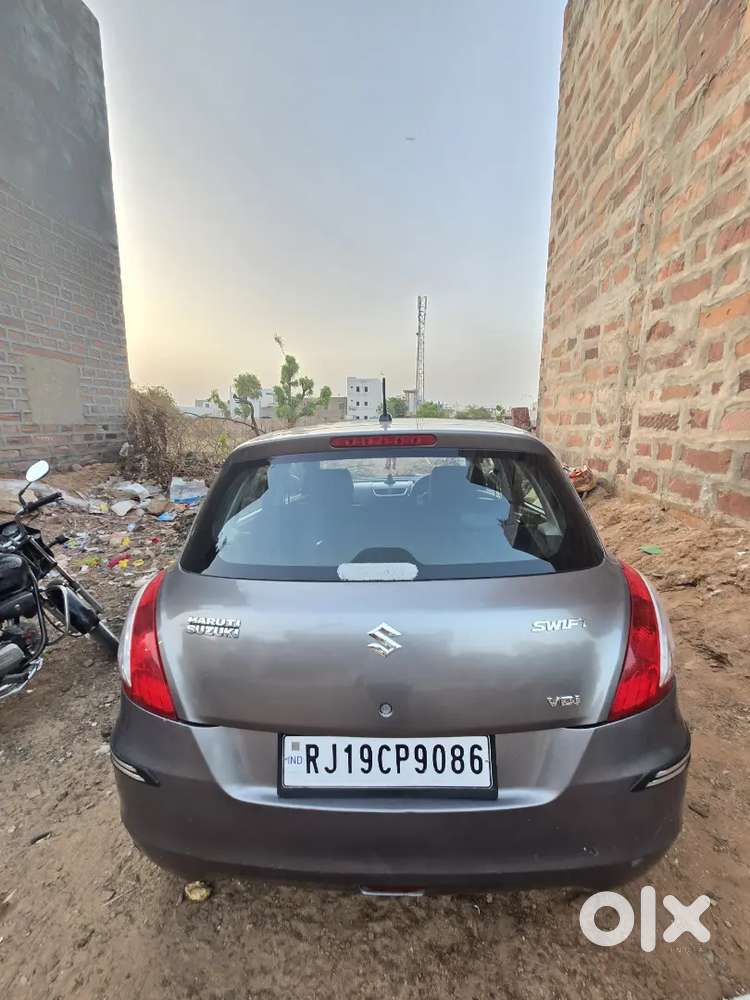 Maruti Suzuki Swift 2015