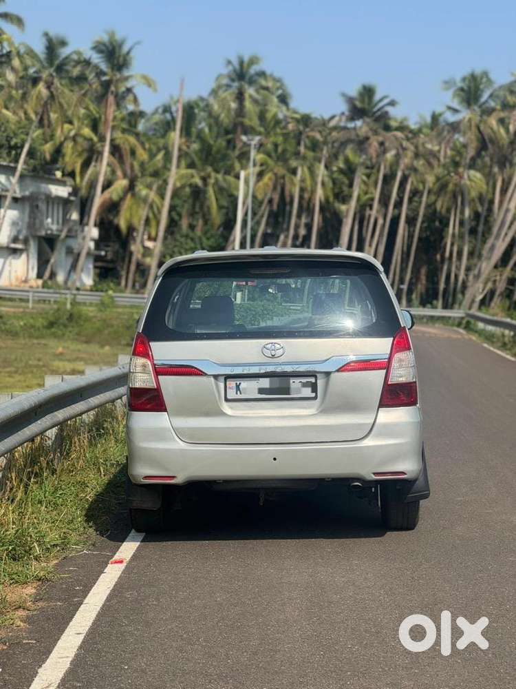 Toyota Innova 2010 Diesel 282023 Km Driven